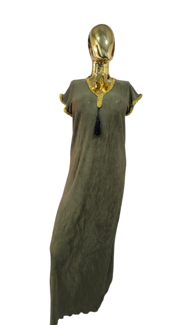 Ready-Wear gown 005