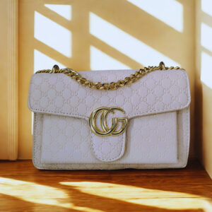 Stylish shoulder Handbag   B018